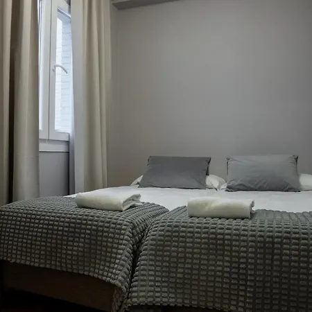 Casa Ollerias Hotel 2*