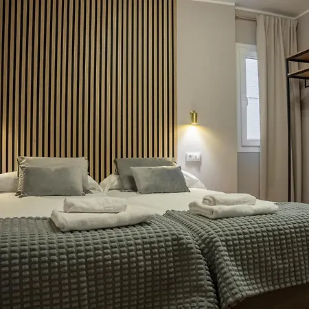 Hotel Casa Ollerias 2*